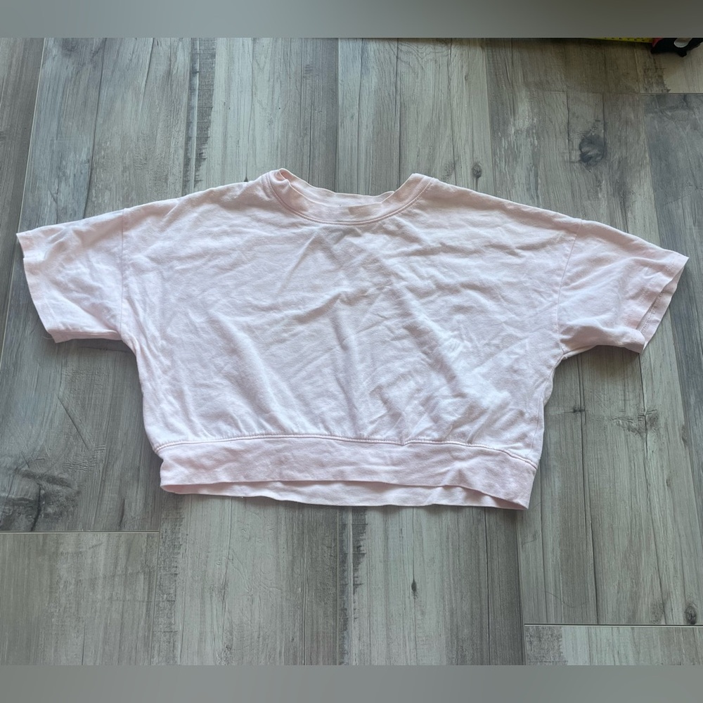 Forever21 Pink Short Sleeve Loose Crop Top T-shirt